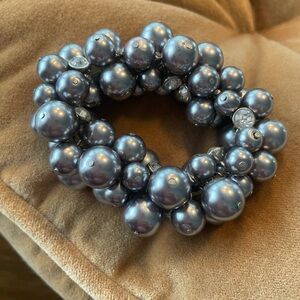 Navy blue pearl inspired bracelet